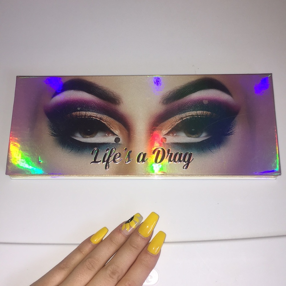 Lunar Beauty “Life’s A Drag” Palette